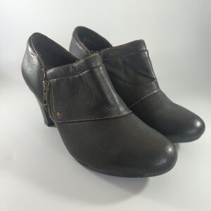 Clarks Boots Womens 9 M Clever Twinkle Ankle Booties Heels  Black Leather